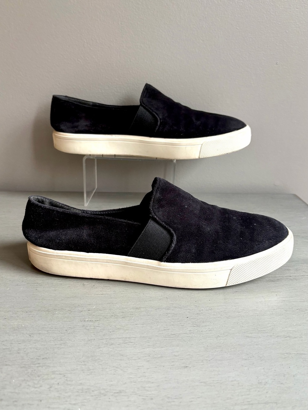 Vince Black Suede Leather Slip-On Sneakers Shoe White Sole Women Size 8.5 Casual - Picture 8 of 13